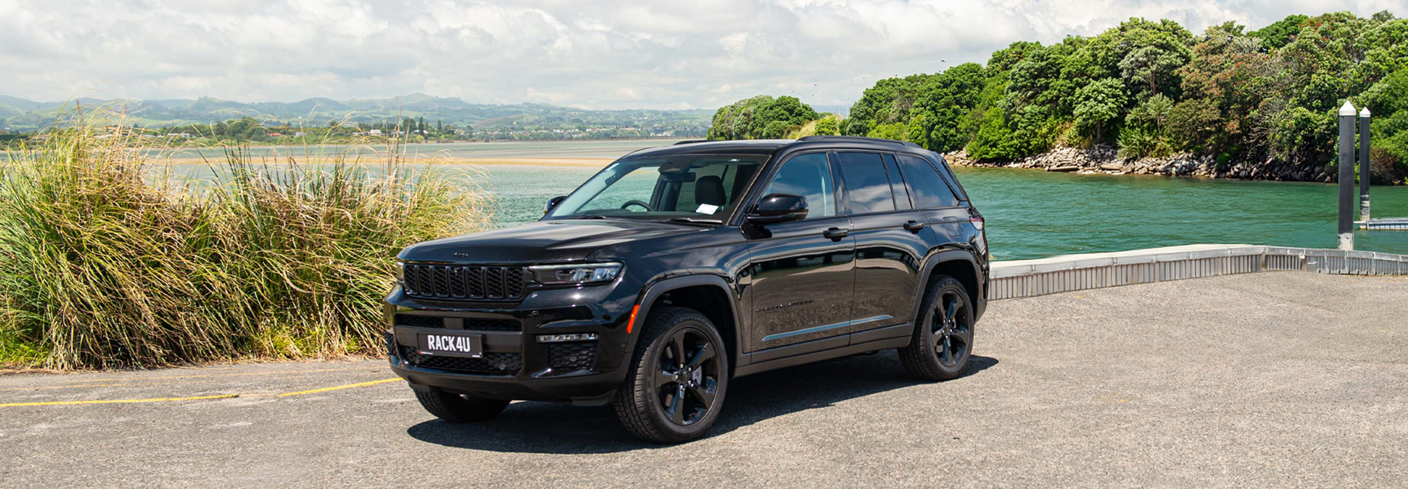 Grand Cherokee 5-Seat Limited Night Edition